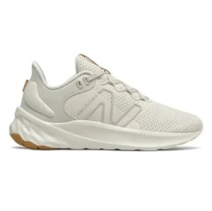 New Balance Women's Fresh Foam Roav v2 Beige/White size 8 wide